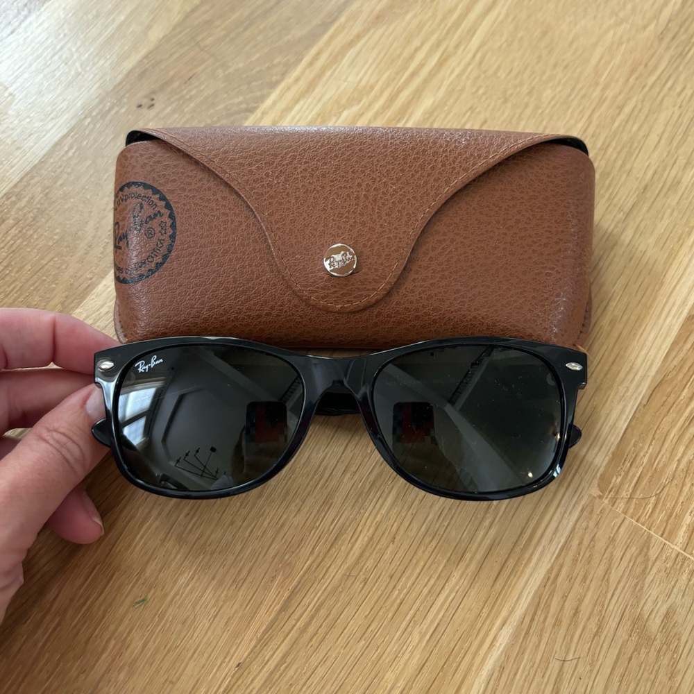 Ray-Ban Wayfarer Sunglasses